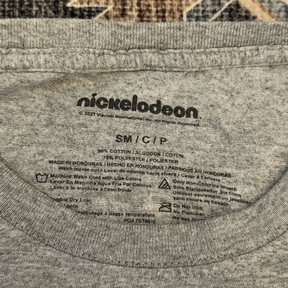 Nickelodeon Gray Graphic 90’s TV Show Collection Short Sleeve Shirt Size Small - Picture 5 of 8